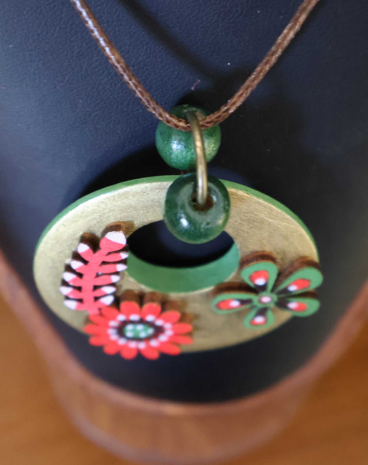 Green-Red-Green Bloom Pendant Necklace
