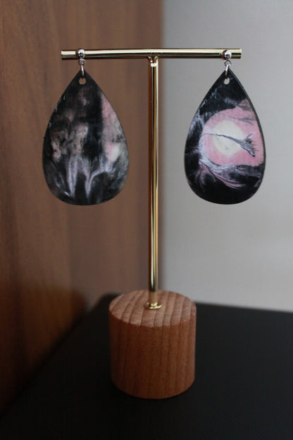 Blackish Pink Marbled Teardrop Earrings