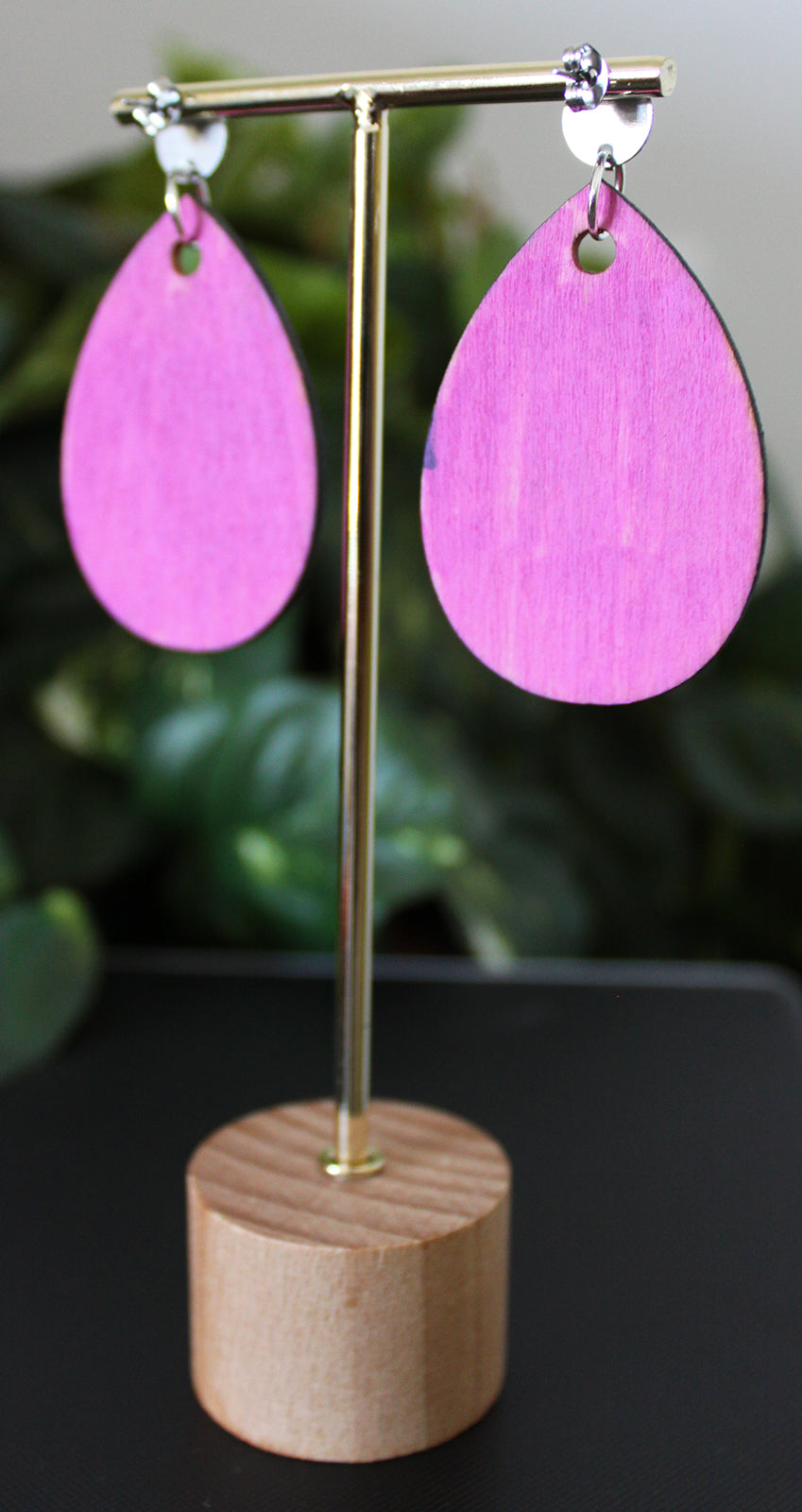 Bubblegum Pink Marbled Teardrop Earrings