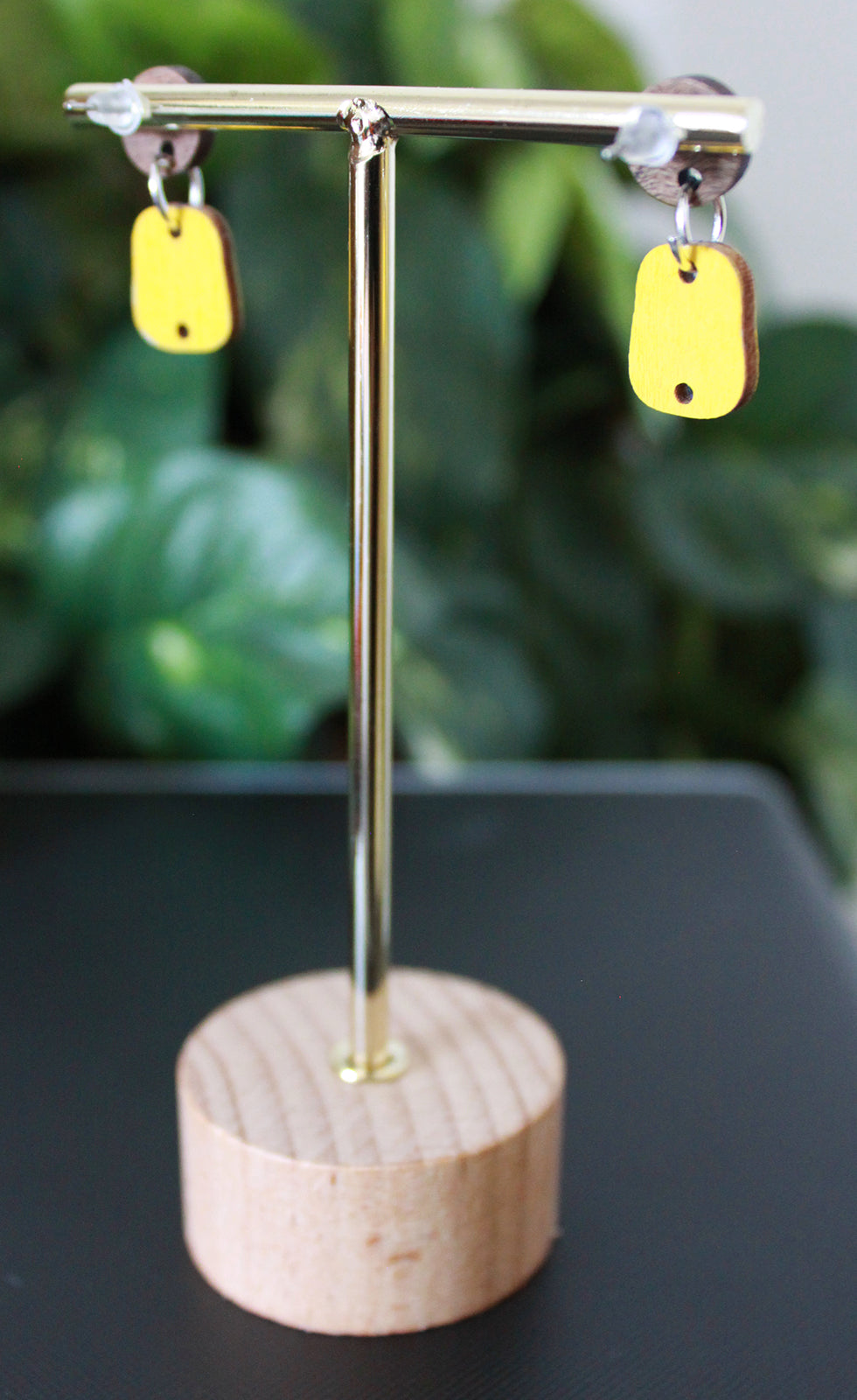 3-Colored Yellow Rainbow Small Rectangular Earrings