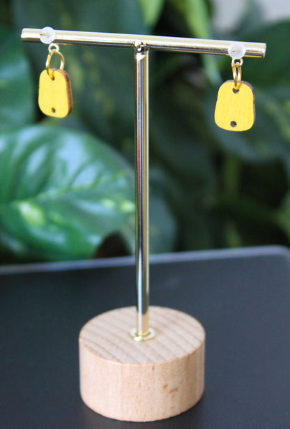 4-Colored Yellow Rainbow Small Rectangular Earrings