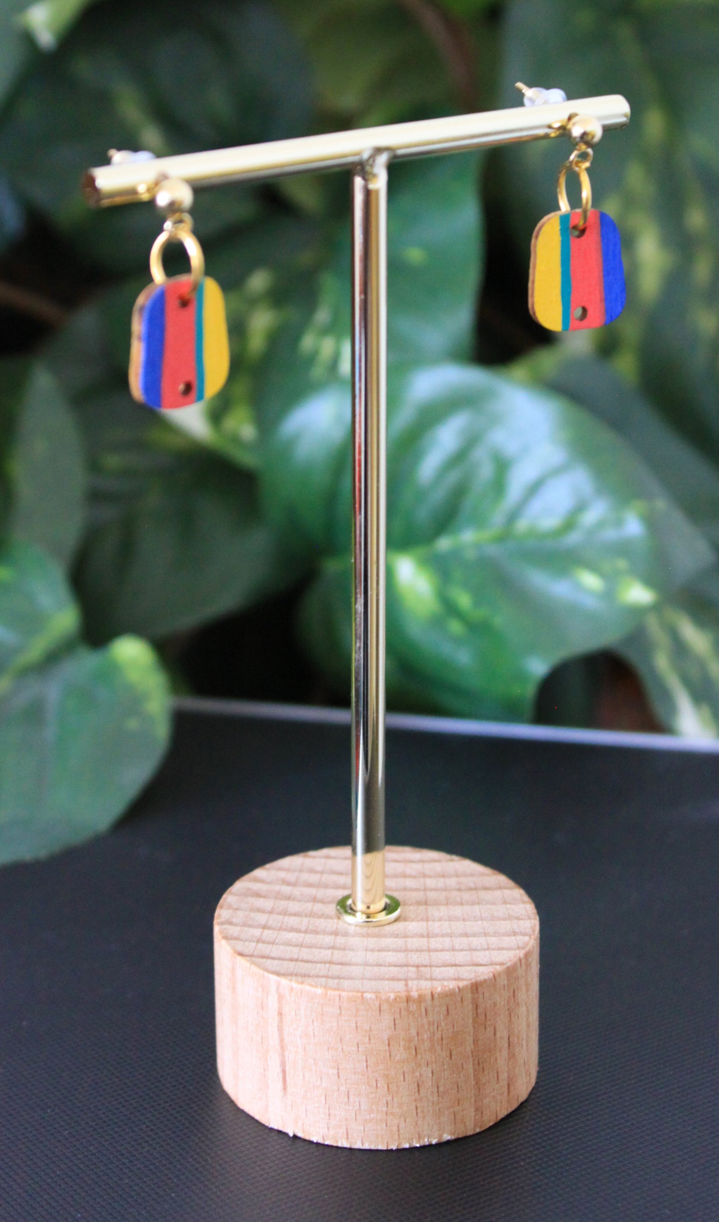 4-Colored Yellow Rainbow Small Rectangular Earrings