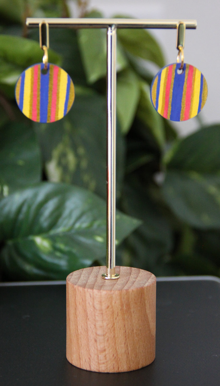 4-Colored Yellow Rainbow Circular Earrings