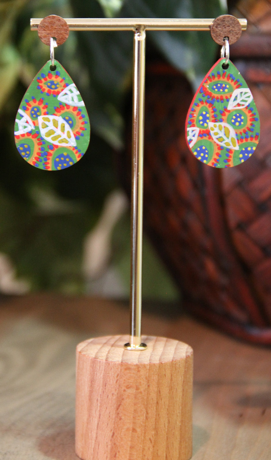 Green Leaf Design Small Teardrop Earrings