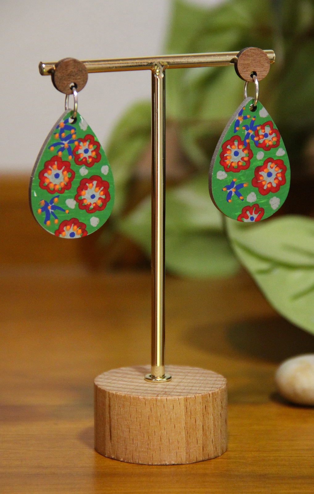 Green Floral Design Small Teardrop Earrings