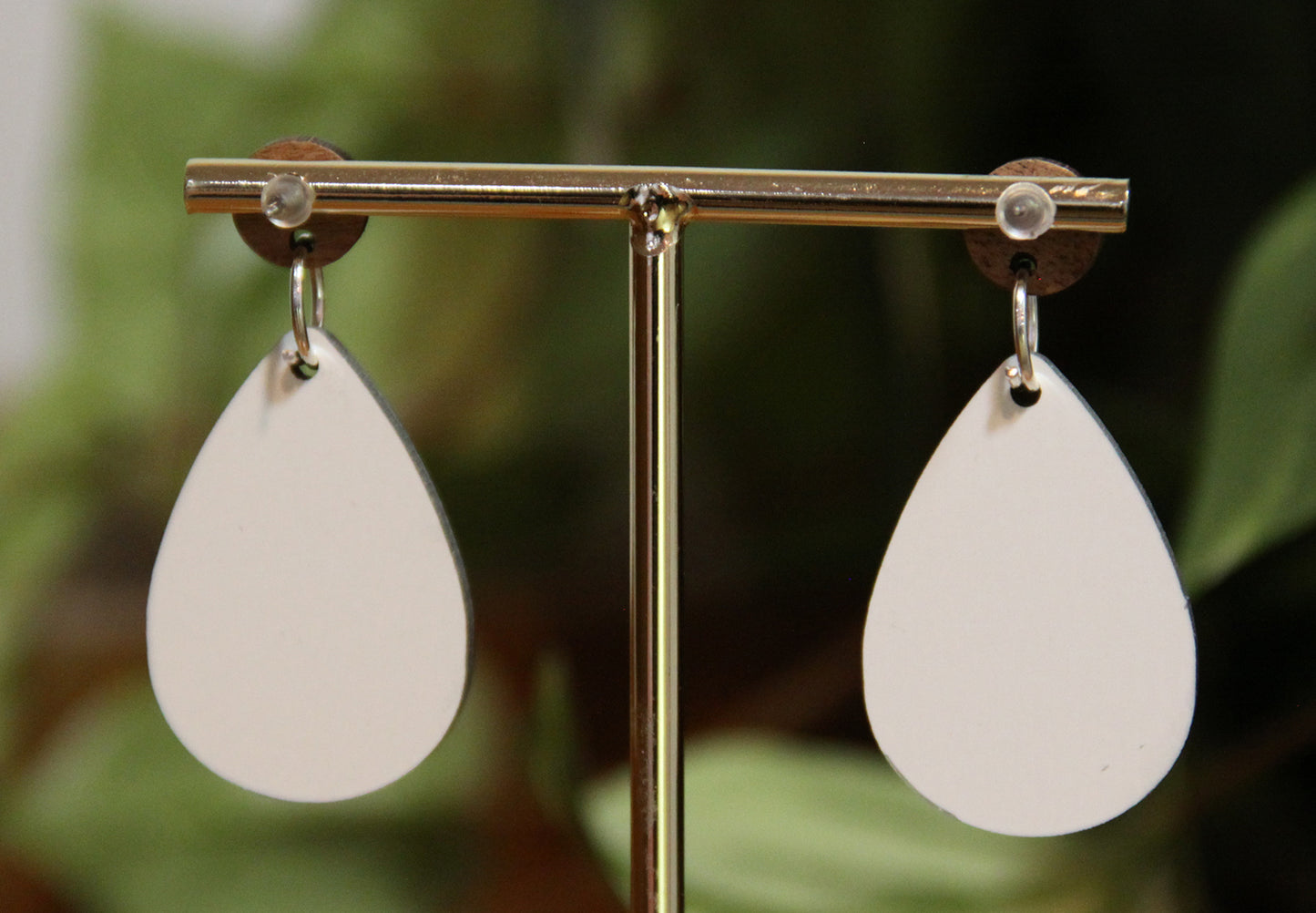 Green Floral Design Small Teardrop Earrings