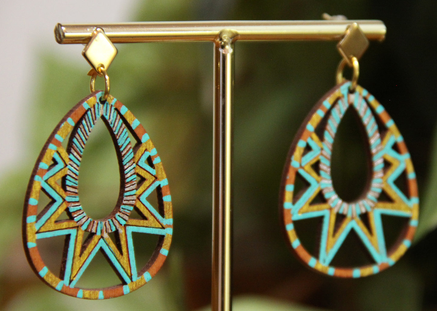 Turquoise and Gold Teardrop Filigree Earrings