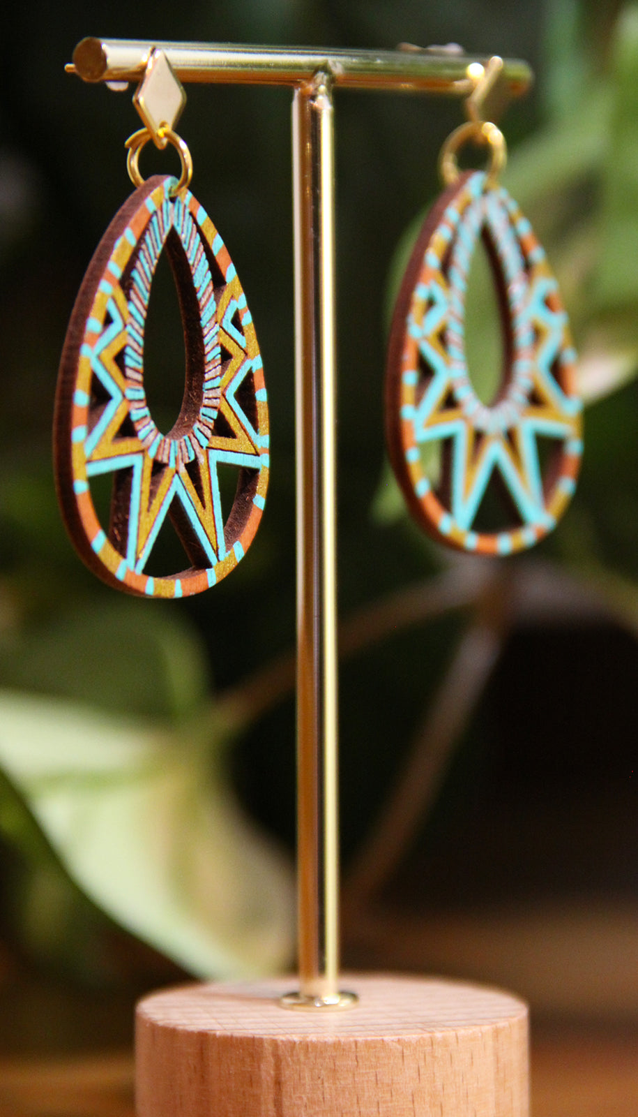 Turquoise and Gold Teardrop Filigree Earrings