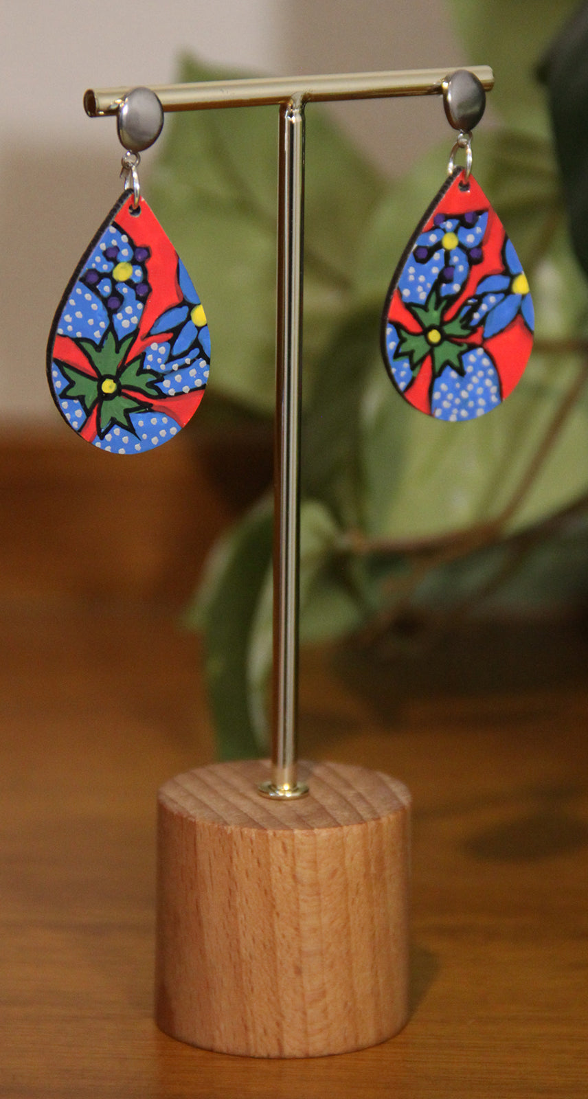 Red and Blue Floral Design Small Teardrop Earrings