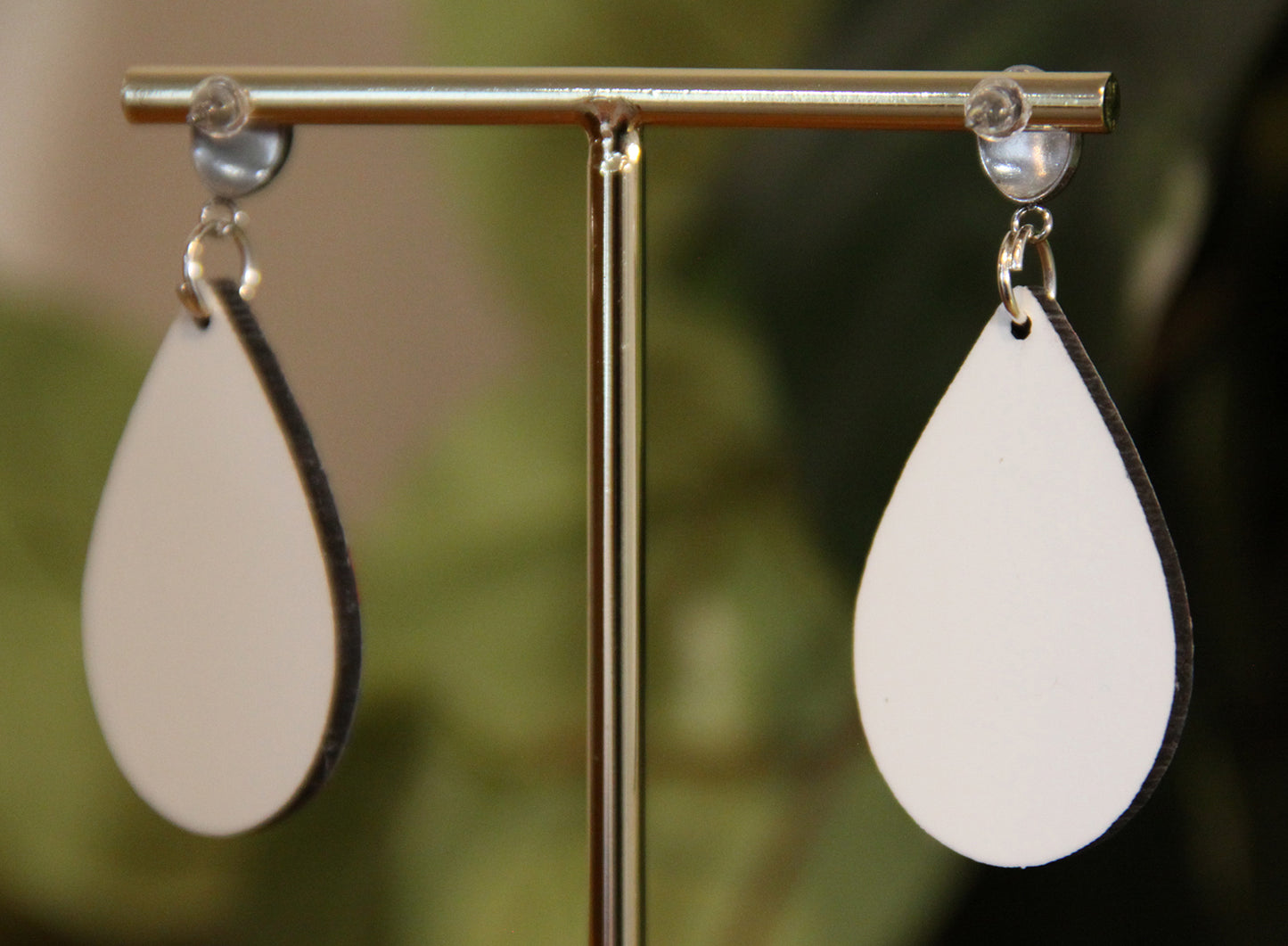 Red and Blue Floral Design Small Teardrop Earrings